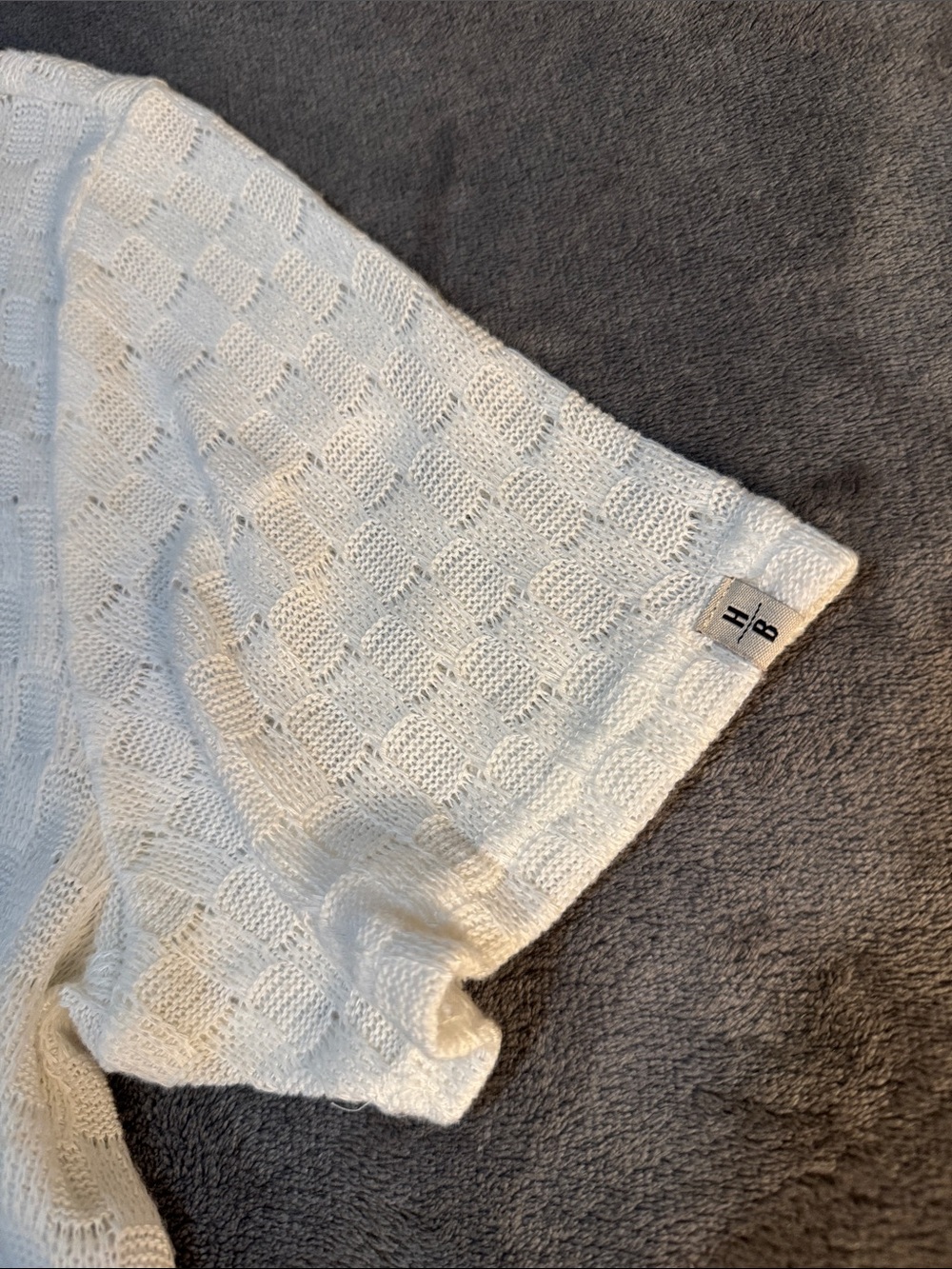 Men's White Textured Knit Short-Sleeve Shirt - Picture 3 of 3